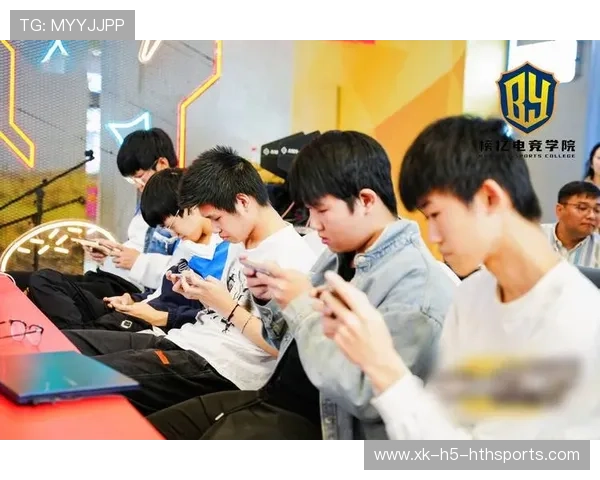 《电竞经济新动力：虚拟商品与周边市场火爆》，电竞经济泛娱乐浪潮下的市场风口